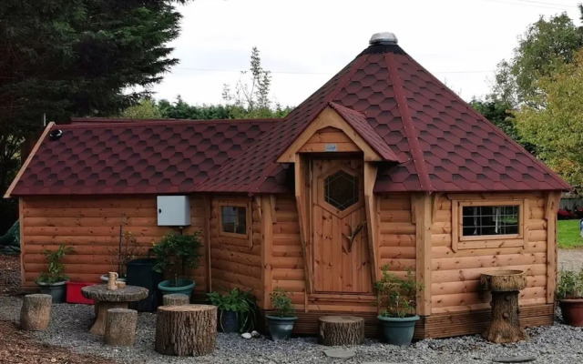 Charming 1-bed Cabin in Gaerwen