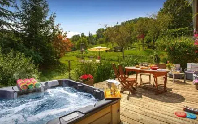 Chalet Les Roses Des Alpes - OVO Network