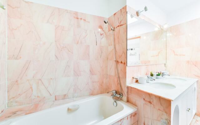 Le Cygne Apartment 1