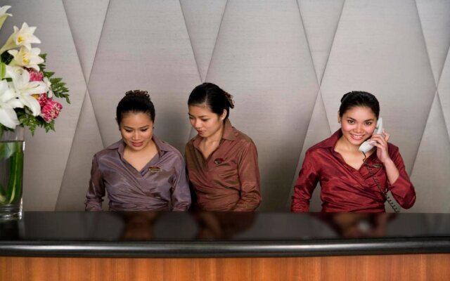 Mayfair Bangkok Marriott Executive Apartments SHA Plus +