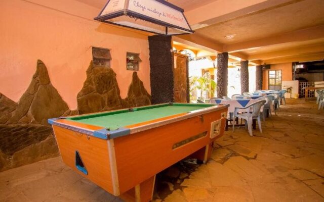 Slopes Villa Hotel
