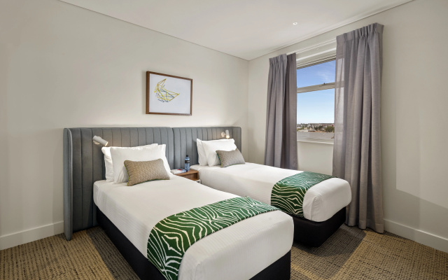 Quest Port Adelaide – Guest Rooms – Adelaide