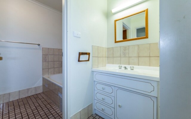 Bay Parklands, Unit 50/2 Gowrie Avenue