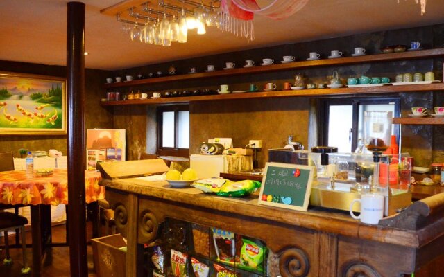 Jinguashi Cloud Mountain Homestay B&B