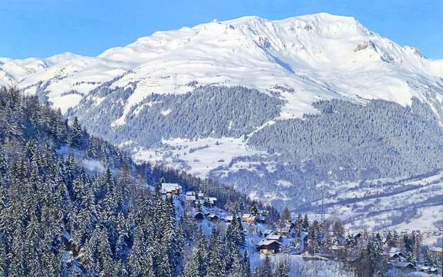 New and Very Comfortable Chalet With Many Facilities