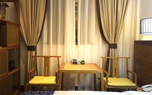 Wuzhen Dahong Inn