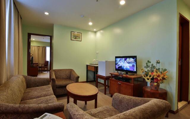 OYO 597 Winner Hotel