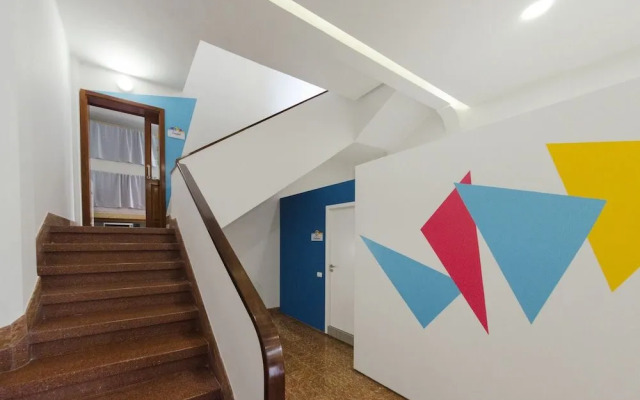 La Fabrica Urban Hostel