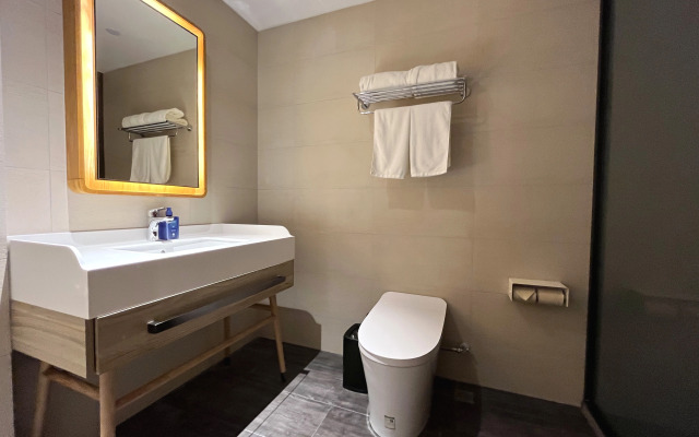 HanTing Hotel (Hebi Xun County)
