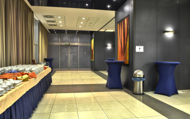 Hotel Tristar