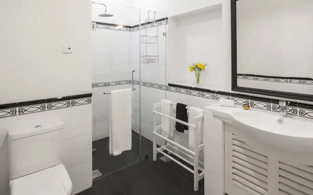 Taylors Hill Boutique Hotel