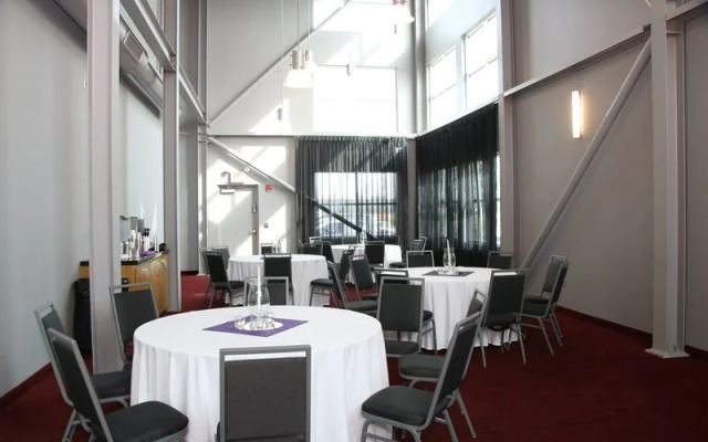 Radisson Hotel Menomonee Falls