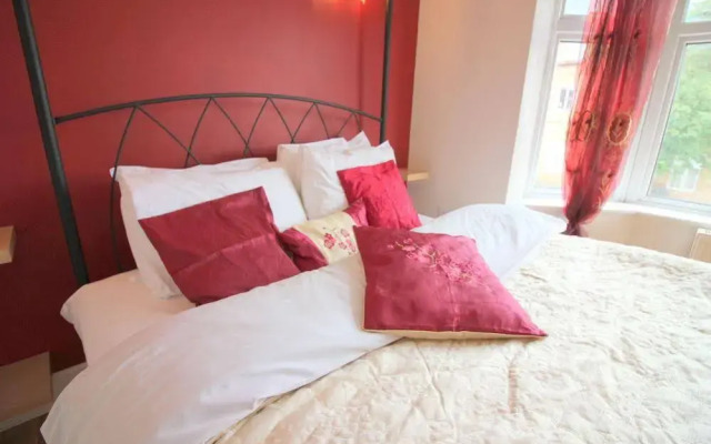 Peymans - The Barnwell Lodge Serviced Apartment