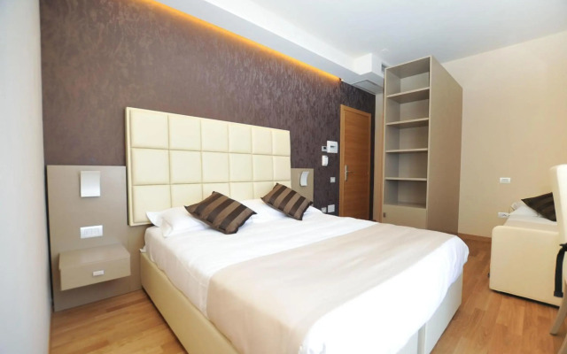 Hotel Dori