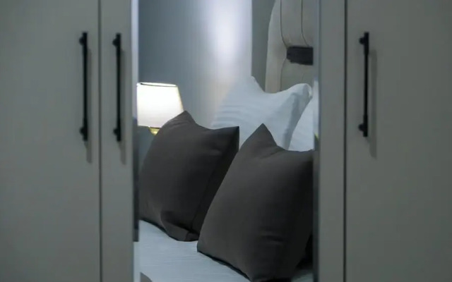 Smile Suite Hotel