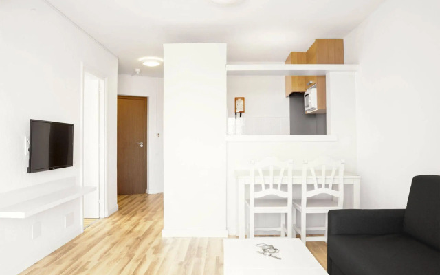 Apartmentos Globales Marina