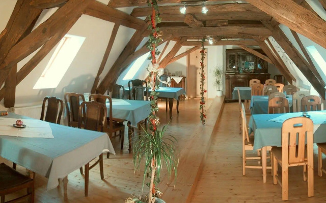 Wörners Schloss Weingut & Wellness Hotel