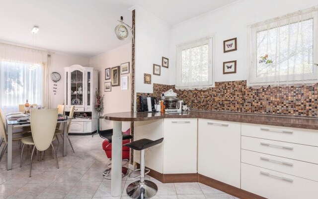 Awesome Home in Kastav with Hot Tub, WiFi & 3 Bedrooms