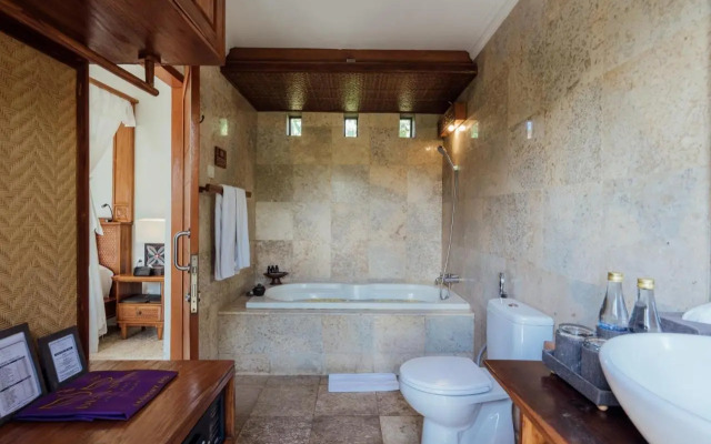 Swan Keramas Bali Villas