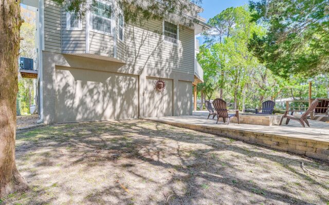 Tropical Canalfront Escape With Decks & Dock!