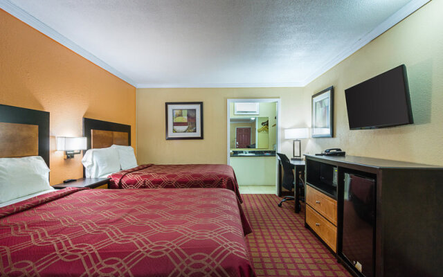 Econo Lodge West Dodge