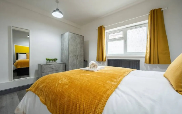 Stunning One Bedroom Apartments