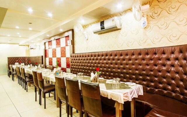 Deep Hotel & Restaurant