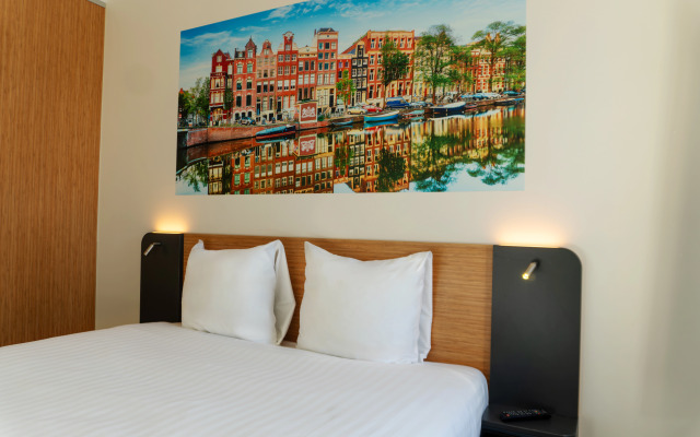 easyHotel Amsterdam Arena Boulevard