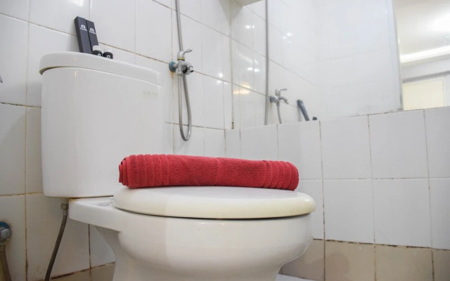 Comfort Living 2Br At Bassura City Apartment