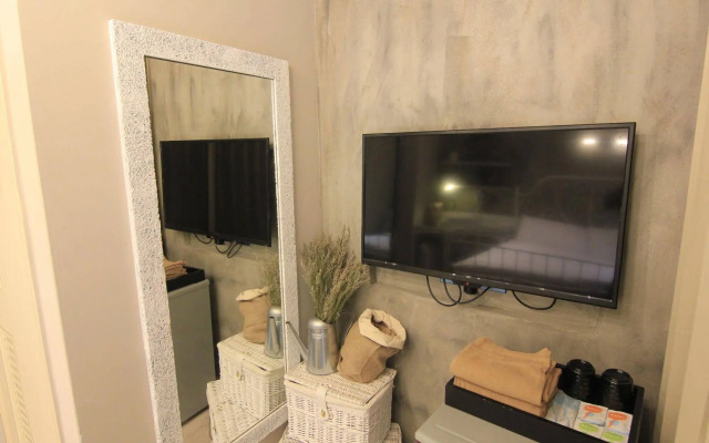 Tomer Hostel