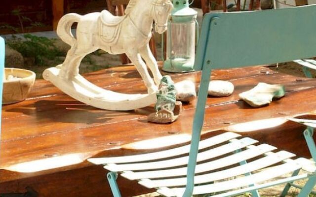 Tree of Life Art Hotel