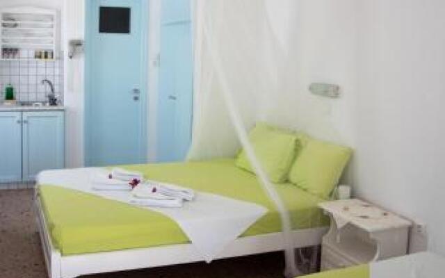 Aparthotel 3 Stars Piso Livadi