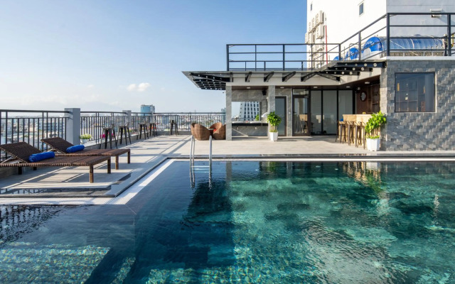 Tan Phuong Nam Hotel & Apartment