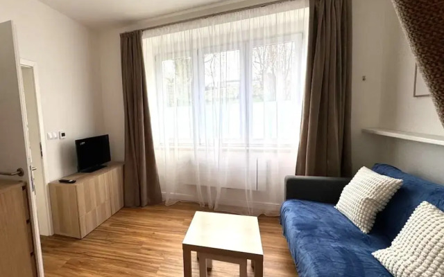 Short Way Apartments GPH