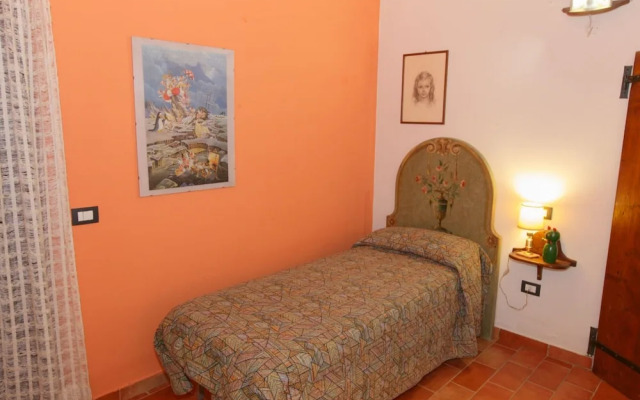 Large Holiday Home in Cagli With Pool