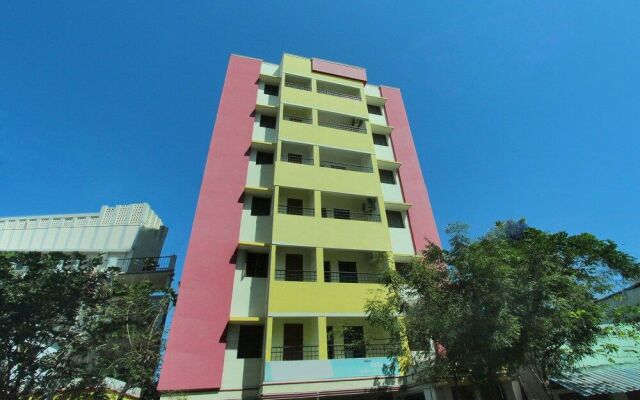 OYO 24540 Veera Amohaa Service Apartments