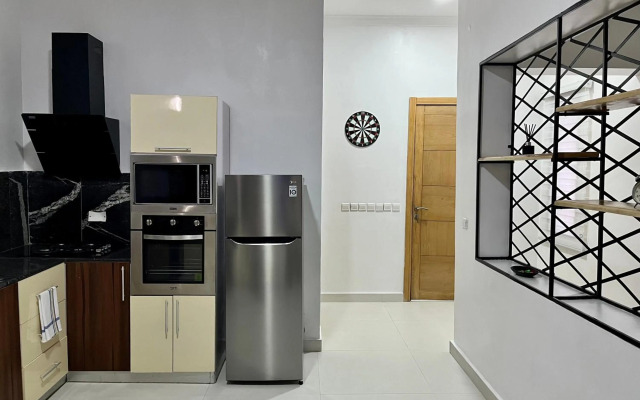 The Zen Loft - 2BR Open Plan Apt W/Pool+Smart Lock