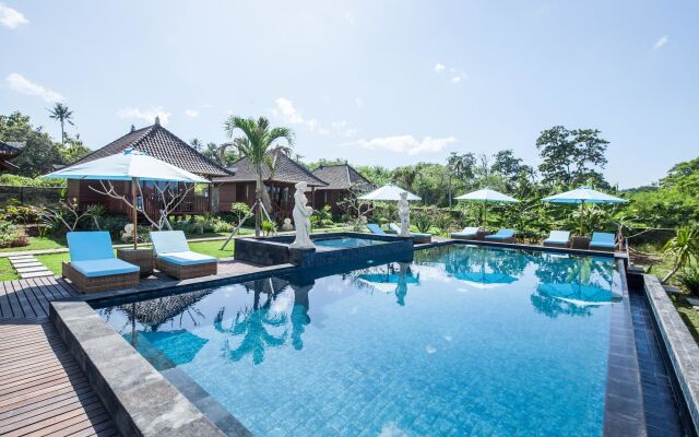 The Cubang Huts Lembongan