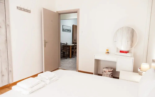 Cozy apartment n Stavros Niarchos Park