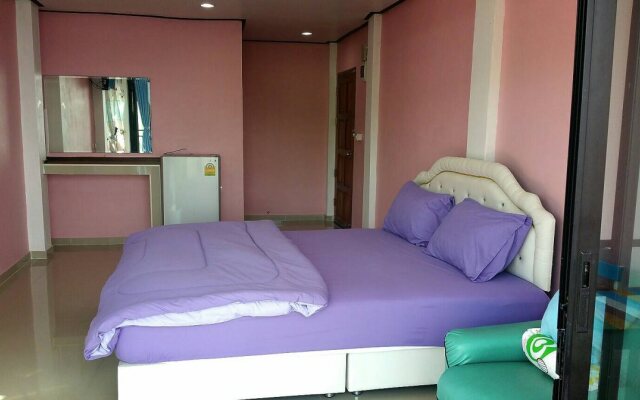 Ocean View Resort - Koh Sichang