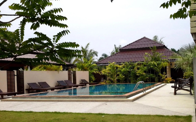 Palm Sweet Resort