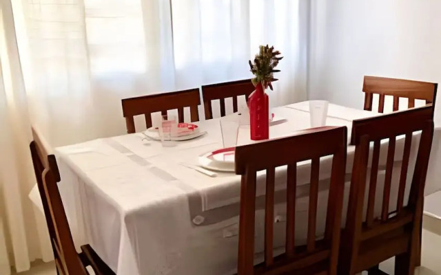 Apartamento para 4 pessoas com AC
