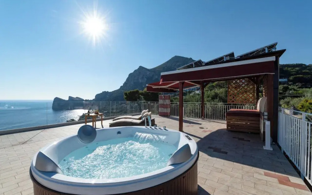 MAIN Roof Terrace Apartment