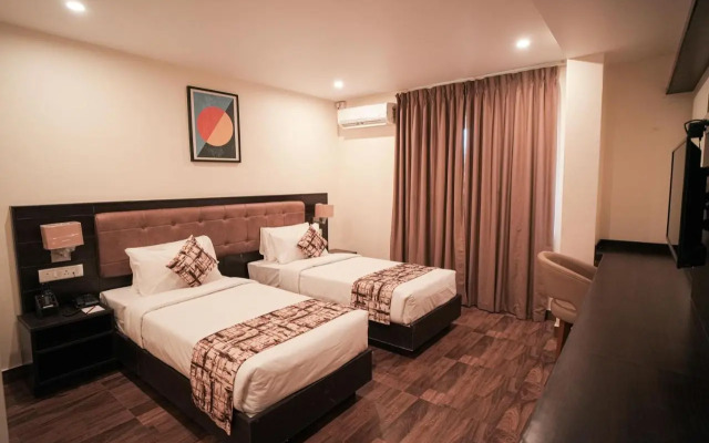 Vera by Bisque Hebbal