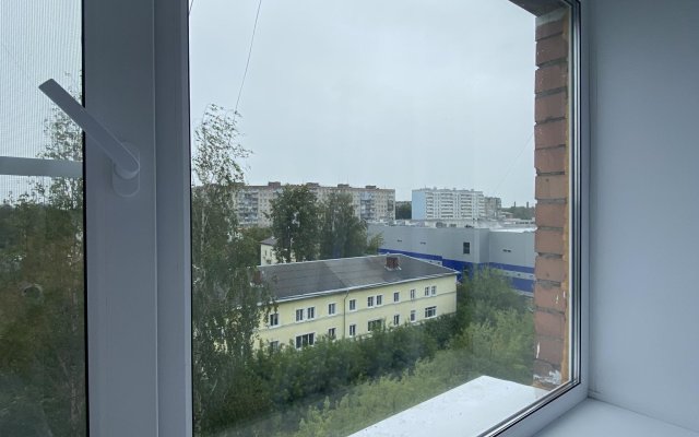 Apartments on Vikhareva street 14