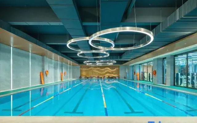 Pengfei Guobin Hotel