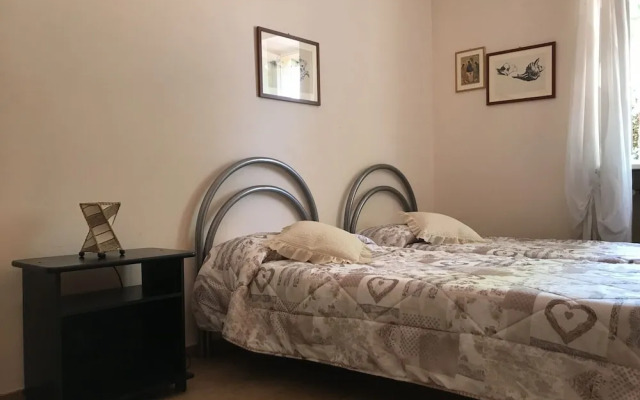 Spacious Apartment in Bardolino, Very Close to the Lake Garda