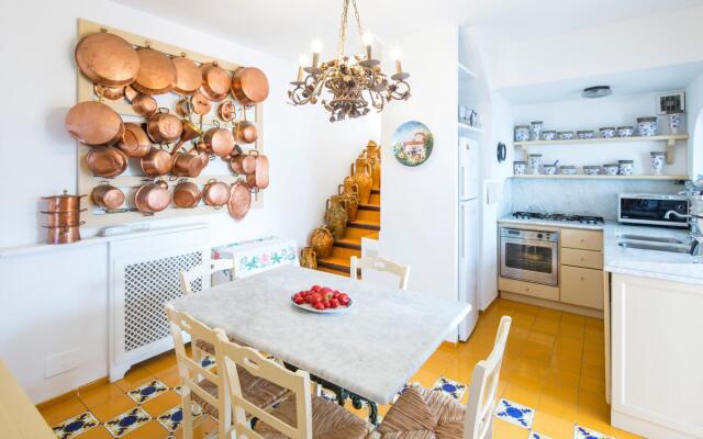 Estate4home - Villa Bougainville