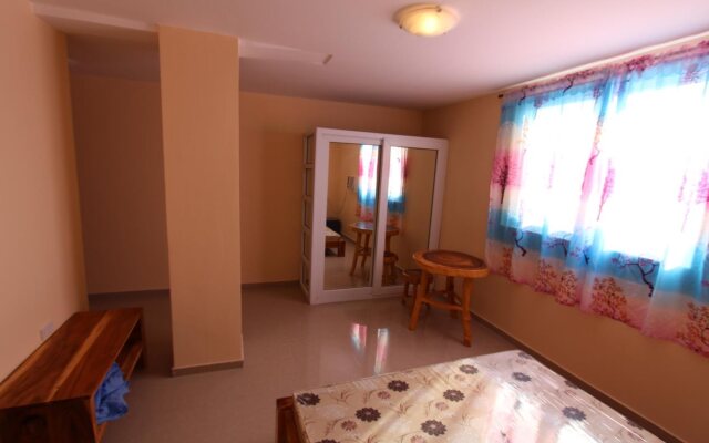 Aladin White Beach Resort