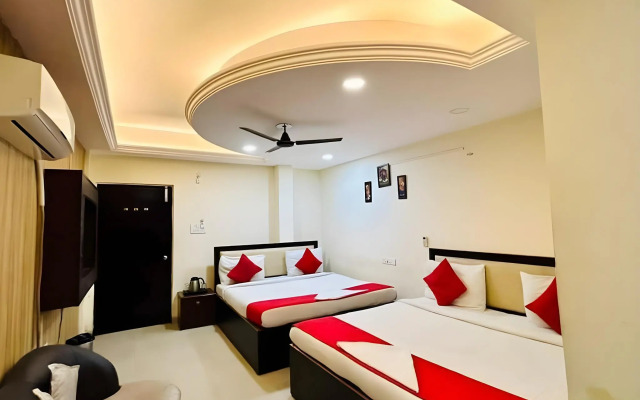 OYO Flagship 121 Hotel Sahu